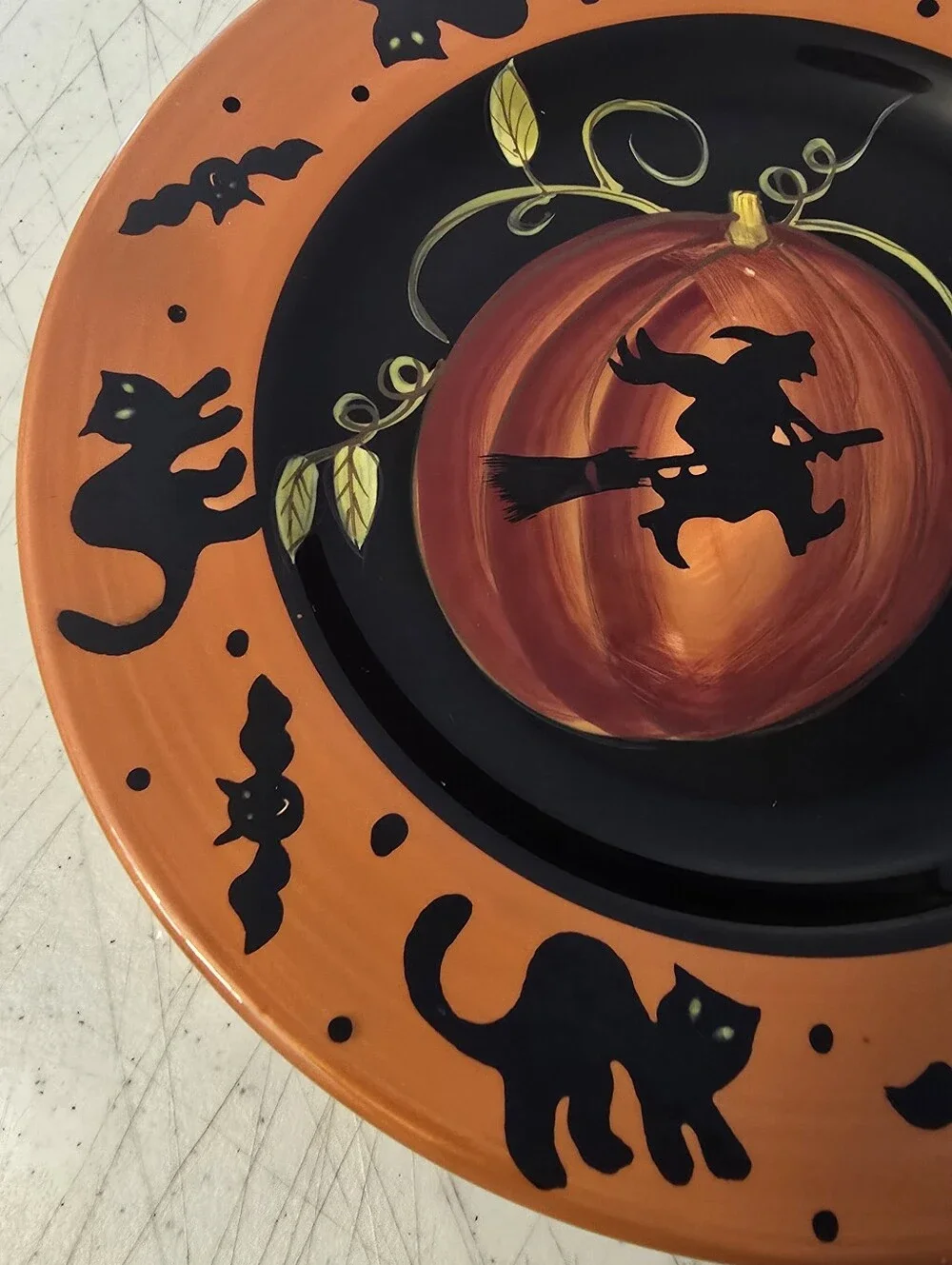 2 Gates Ware Halloween Plates Jack O Lantern Witch Black Cats Ceramic 8.5